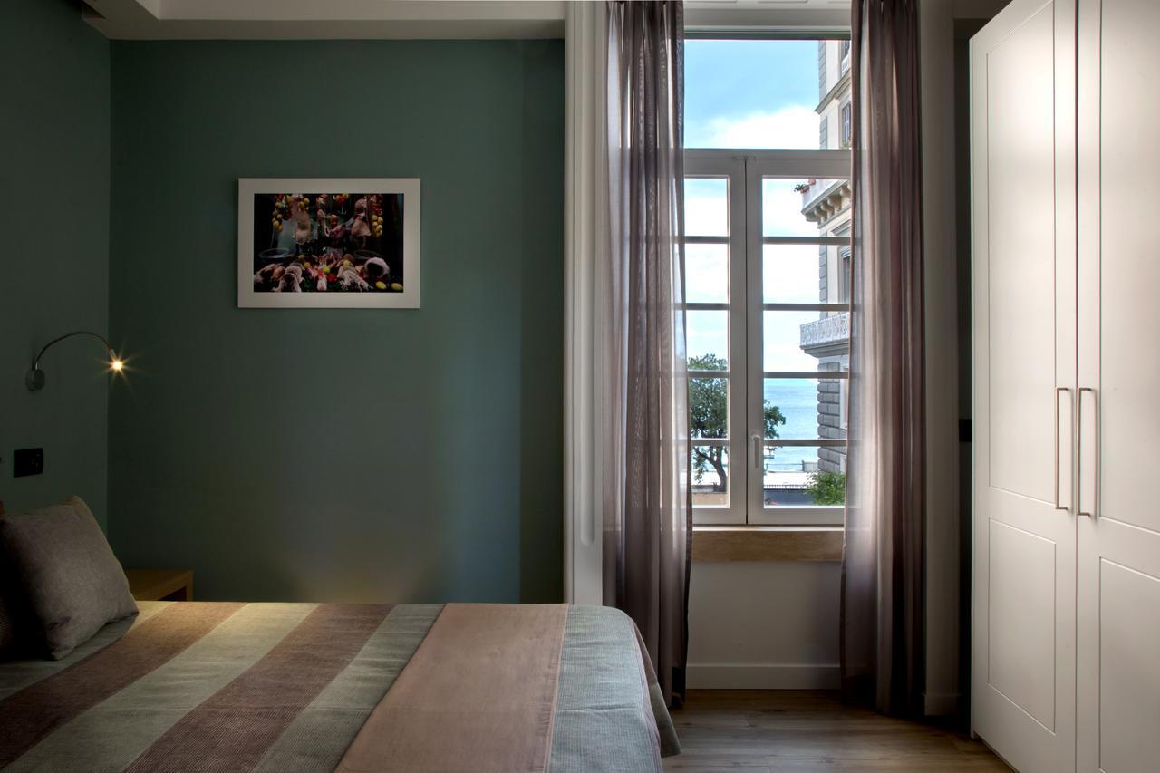 50 SUITE Relais&Relax Napoli Bagian luar foto