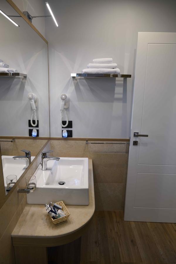 50 SUITE Relais&Relax Napoli Bagian luar foto