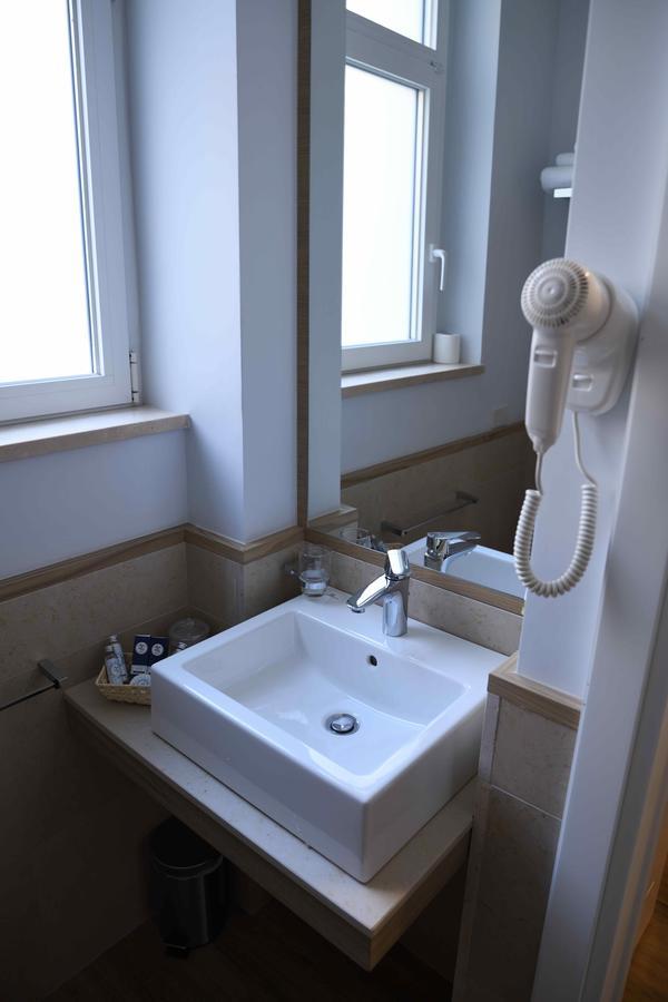 50 SUITE Relais&Relax Napoli Bagian luar foto